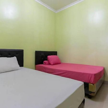Hotel Kostawira Syariah Bintaro Mitra Reddoorz Mencil Exterior foto